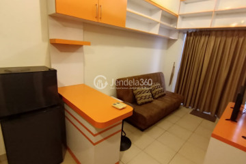 Living Room Lovely 1BR Apartment Low Floor with City View at Saveria Apartment