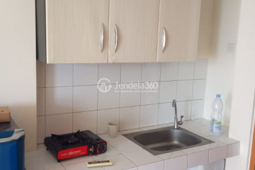Kitchen Compact Studio Apartment at Margonda Residence Low Floor