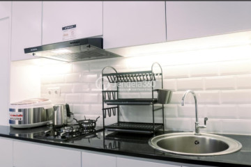 Kitchen Middle Floor Studio Apartment with  View at Altiz Apartment