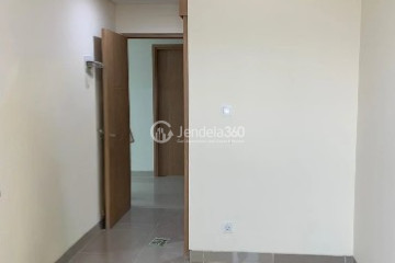 Bedroom Restful Studio Apartment at B Residence BSD Tower Rose
