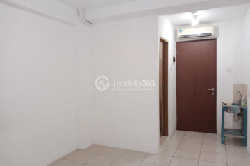 Bedroom Studio Tifolia Apartment at Low Floor