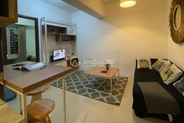 Living Room Low Floor 2BR Apartment with  View at Galeri Ciumbuleuit 2 Apartment