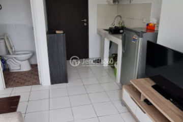 Living Room Low Floor 2BR Apartment with  View at The Jarrdin Cihampelas Apartment
