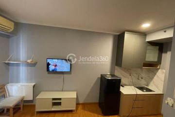 Bedroom Studio Apartment with  View at Maple Park Apartment