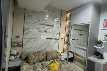 Bedroom Studio The Crest West Vista Puri Apartment at High Floor
