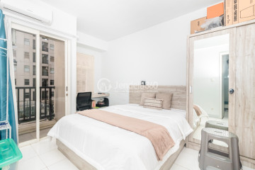 Bedroom 1 Cozy 3BR Apartment Low Floor with City View at Kota Ayodhya Apartment