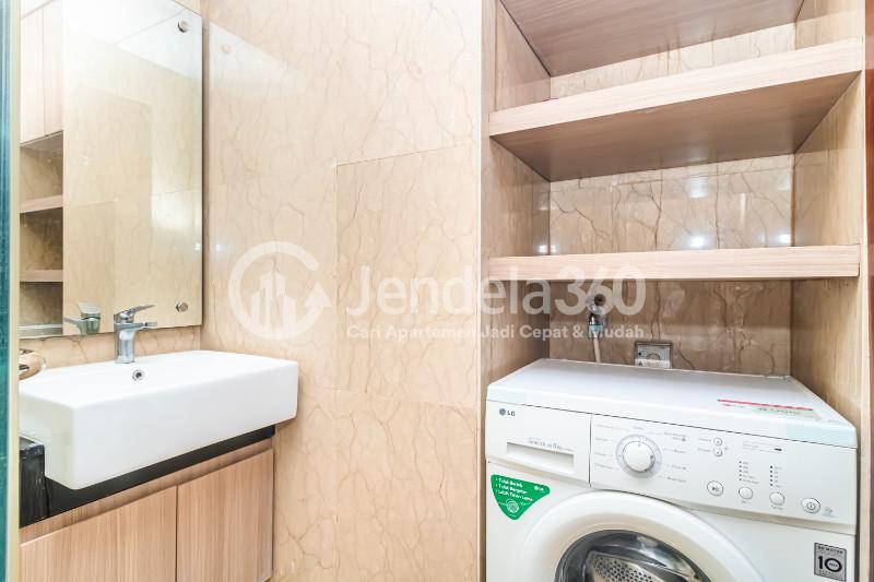 Bathroom High Floor Studio Apartment with  View at Capitol Park