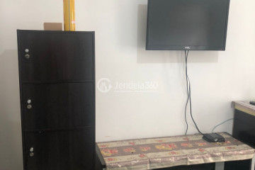 Bedroom Excellent Studio Apartment at Easton Park Residence Jatinangor Middle Floor