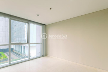 Bedroom 1 Low Floor 3BR Apartment with City View at Ciputra World 2 Apartment