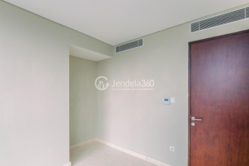 Bedroom 3 Low Floor 3BR Apartment with City View at Ciputra World 2 Apartment