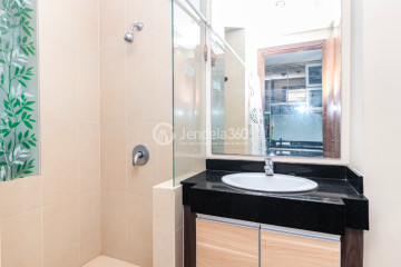 Bathroom High Floor Studio Apartment with  View at U Residence Karawaci