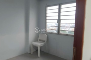 Bedroom 1 2BR City Park Apartment at Low Floor