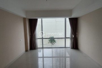 Bedroom Middle Floor Studio Apartment with City View at U Residence Karawaci