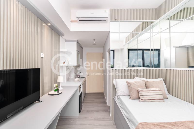 Bedroom Cozy Studio Apartment Low Floor with  View at The Parc SouthCity
