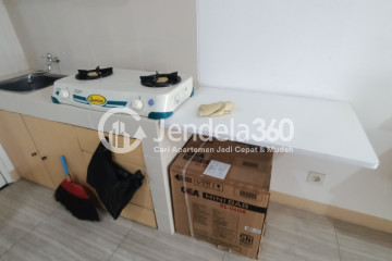 Kitchen Good Deal Studio Apartment Low Floor with City View at Urban Heights Residence