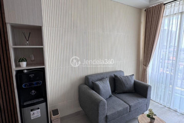 Bedroom Modern Studio Apartment at Gardenia Boulevard Apartment Middle Floor