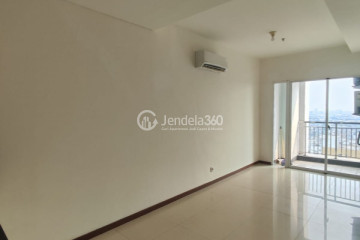 Bedroom Well Located 1BR Apartment Middle Floor with City View at Condominium Green Bay Pluit SeaView