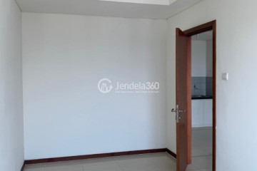 Bedroom Well Located 1BR Apartment Middle Floor with City View at Condominium Green Bay Pluit SeaView