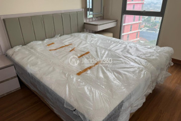 Bedroom 2BR Apartment with City View at Pejaten Park Residence