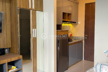 Bedroom Comfortable Studio Apartment Low Floor with City View at Begawan Malang Apartment