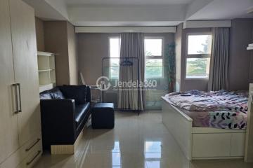 Bedroom 1BR Trivium Terrace Apartment at Low Floor