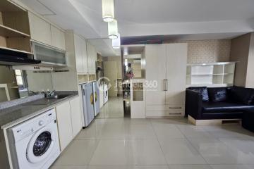 Kitchen 1BR Trivium Terrace Apartment at Low Floor