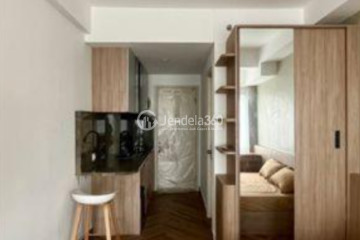 Bedroom Homey Studio Apartment Middle Floor with City View at Patraland Urbano Apartment
