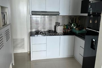 Kitchen Comfortable 2BR Apartment High Floor with City View at Puri Imperium Apartment