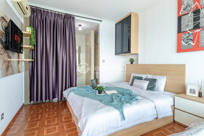Bedroom Studio Ancol Mansion Apartment at Middle Floor