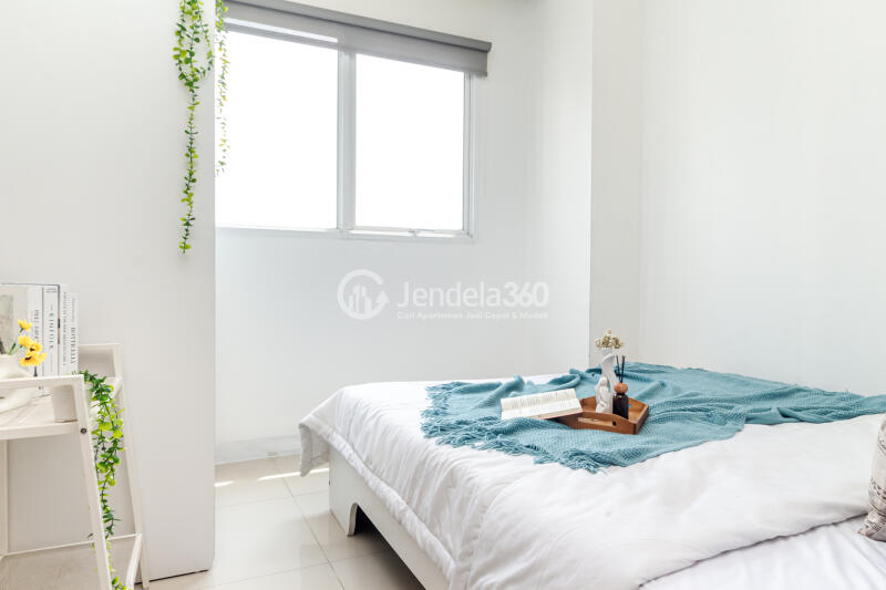 Bedroom 1 2BR Signature Park Grande Apartment at Low Floor