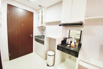 Kitchen Studio Apartment with  View at Transpark Cibubur Apartment