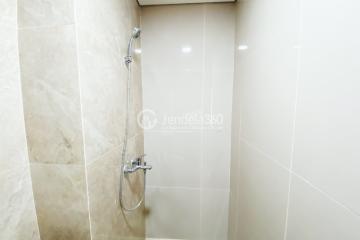 Bathroom Peaceful Studio Apartment at Transpark Cibubur Apartment Tower Aurora