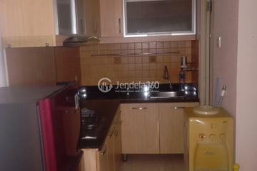 Kitchen 3BR Apartment with City View at Gading Mediterania Residence