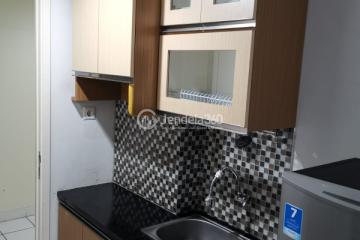 Kitchen Middle Floor Studio Apartment with Mt. Salak View at Dramaga Tower Apartment