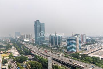 Balcony Middle Floor 2BR Apartment with City View at MOI City Home