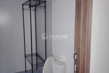 Bathroom Well Located 1BR Apartment High Floor with  View at LRT City Sentul Apartment