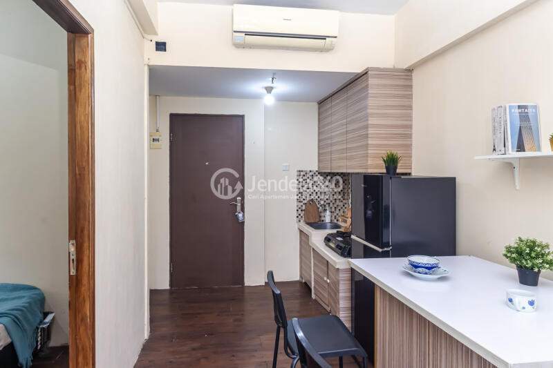 Living Room Middle Floor 2BR Apartment with City View at Puri Park View Apartment