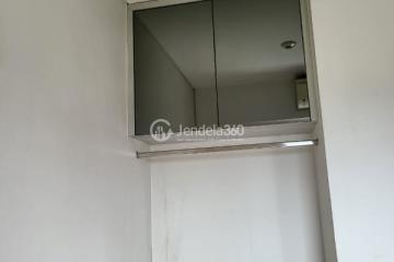 Bedroom 1 Low Floor 2BR Apartment with  View at Springwood Residence