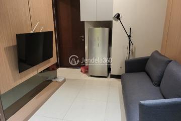 Living Room Low Floor 2BR Apartment with  View at Springwood Residence