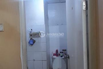 Bathroom Cozy 1BR Apartment at Modernland Golf Apartment Low Floor