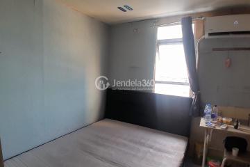 Bedroom Cozy 1BR Apartment at Modernland Golf Apartment Low Floor