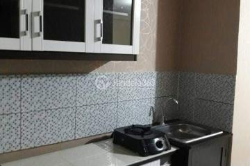 Kitchen Cozy 1BR Apartment at Modernland Golf Apartment Low Floor