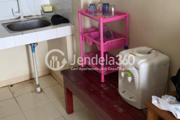 Kitchen Green Park View Apartment 2BR Tower F