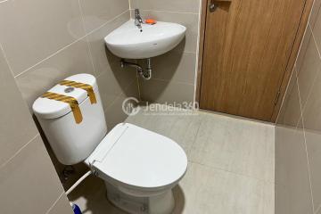 Bathroom Stylish Studio Apartment at B Residence BSD Tower Tulip
