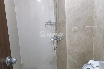 Bathroom 2BR Transpark Cibubur Apartment at Tower A