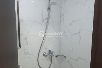 Bathroom Low Floor Studio Apartment with  View at Pacific Garden Apartment