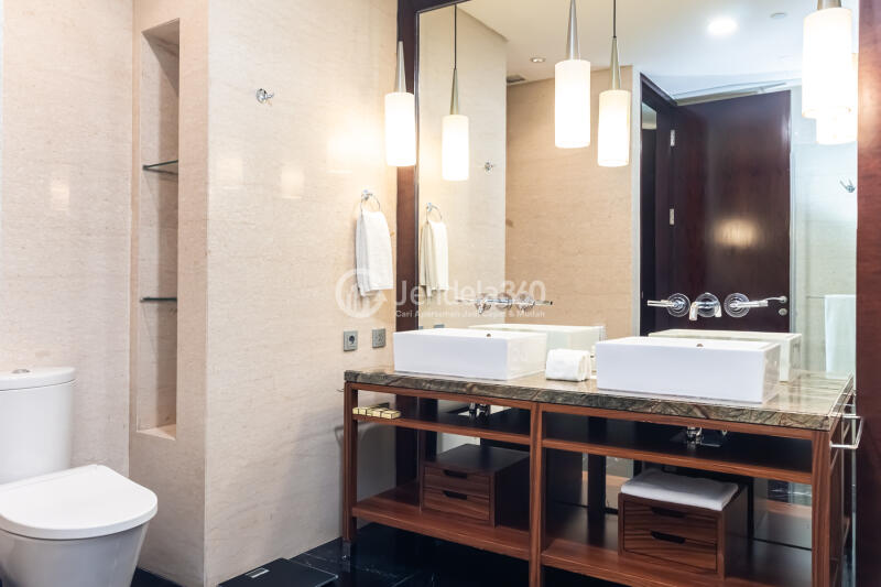 Bathroom Low Floor 2BR Apartment with - View at Shangri-La Residence