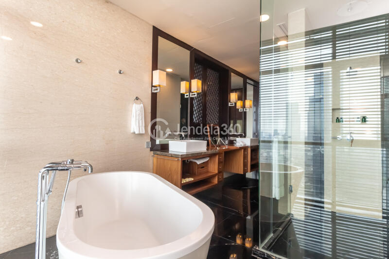Bathroom Lovely 3BR Apartment at Shangri-La Residence Tower -