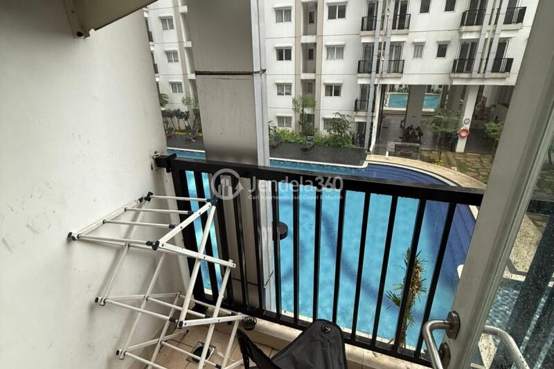 Balcony Studio Apartment with City View at Signature Park Grande