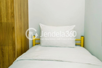 Bedroom 2 2BR Serpong Green View Apartment at Tower B